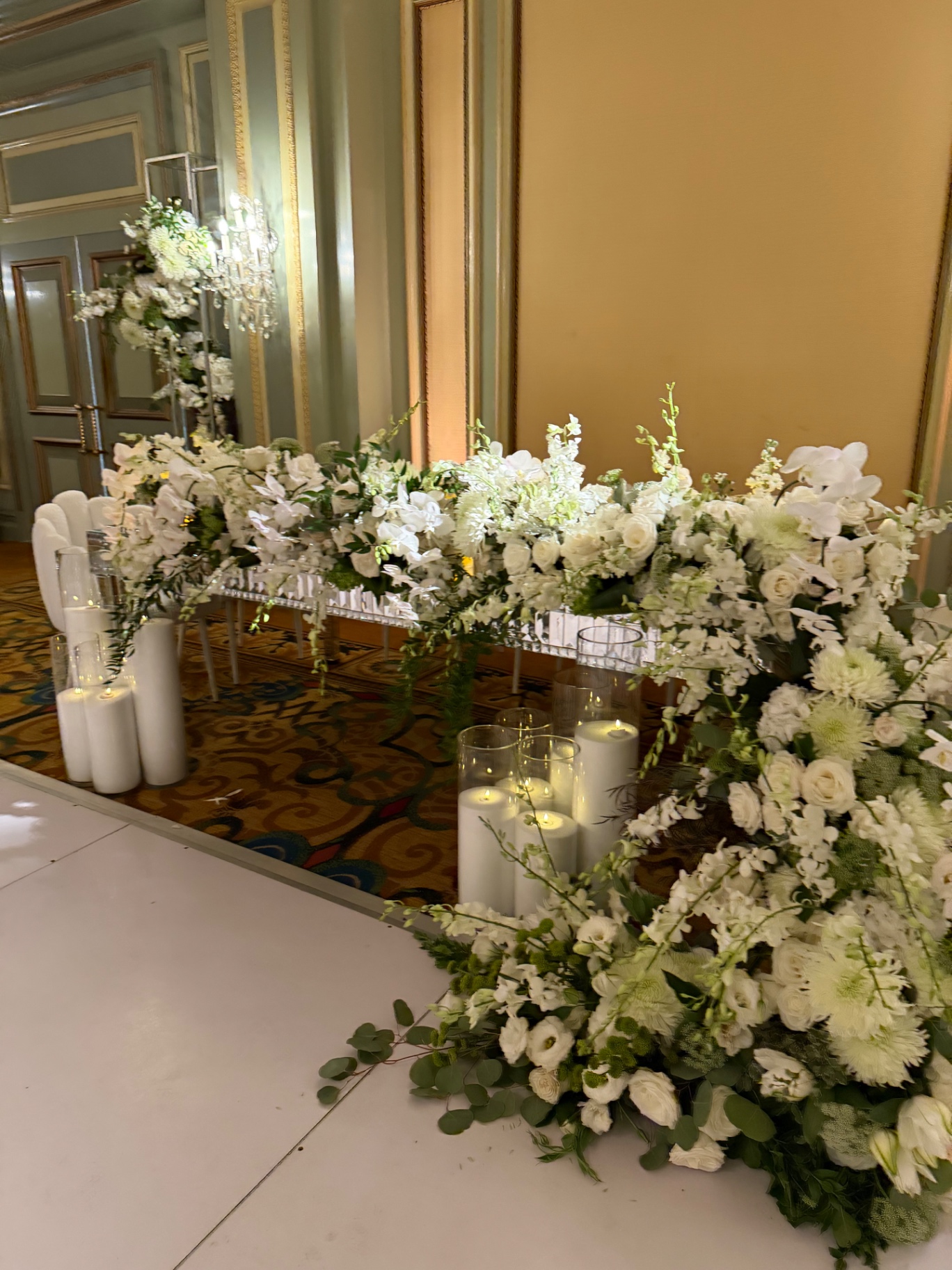 Wedding event setup in Pasadena by Blossom Logistics Co.
